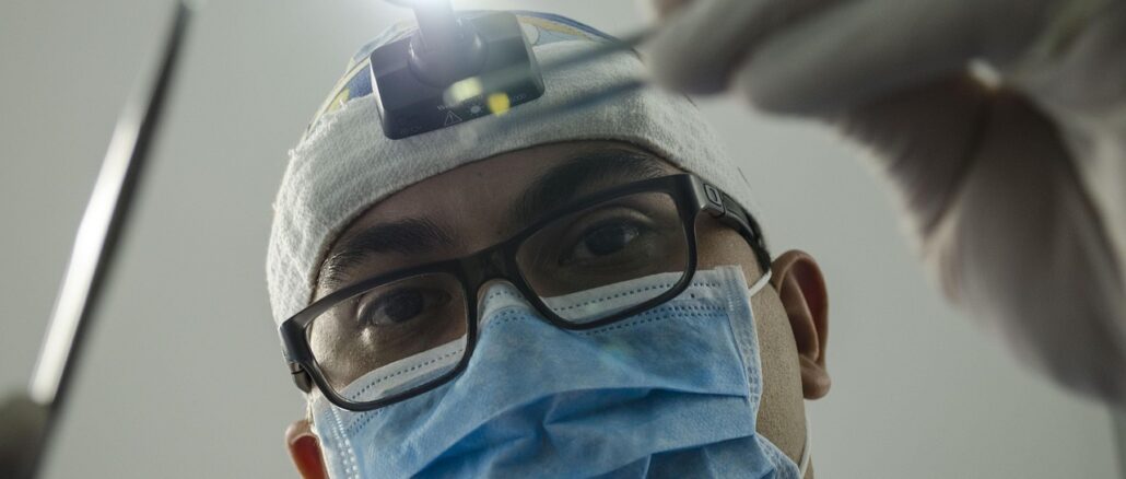 dentist-4373290_1280 (1)