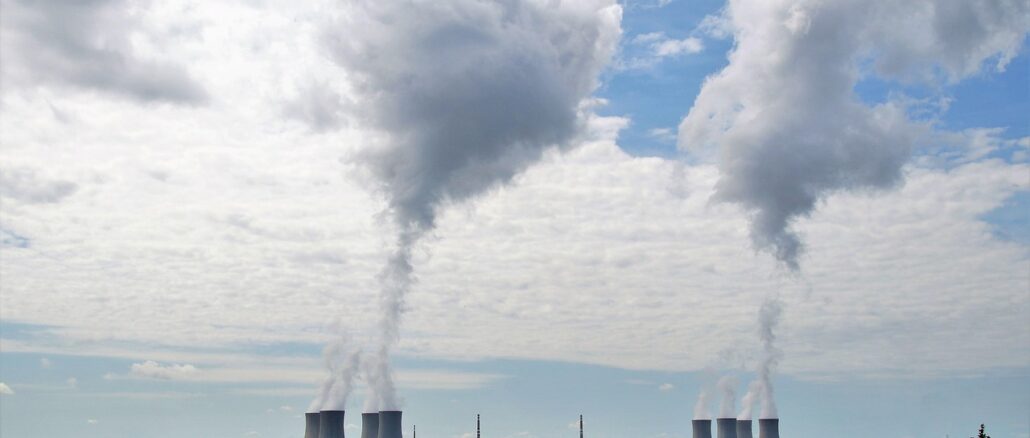 nuclear-power-plant-6574531_1280 (1)