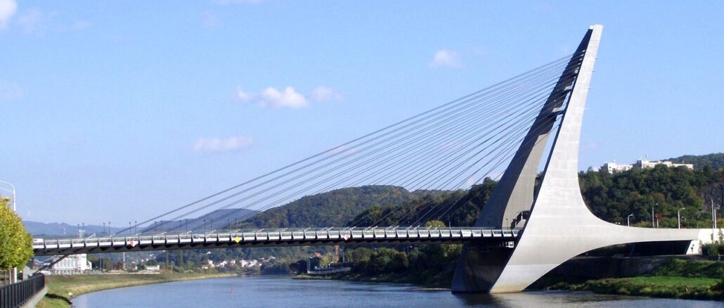 bridge-64008_1280 (2)